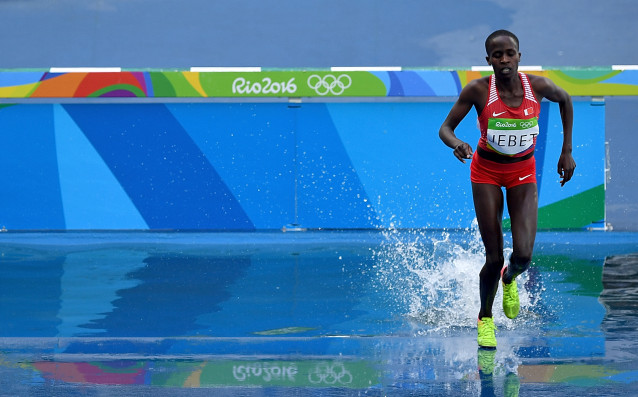 Олимпийската шампионка от Рио 2016 и световна рекордьорка на 3000
