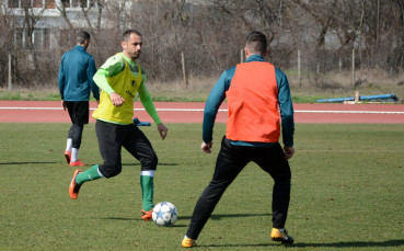 Черно море тренира без куп основни футболисти