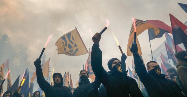 Докато борбата на Украйна с Русия продължава, Киев също така