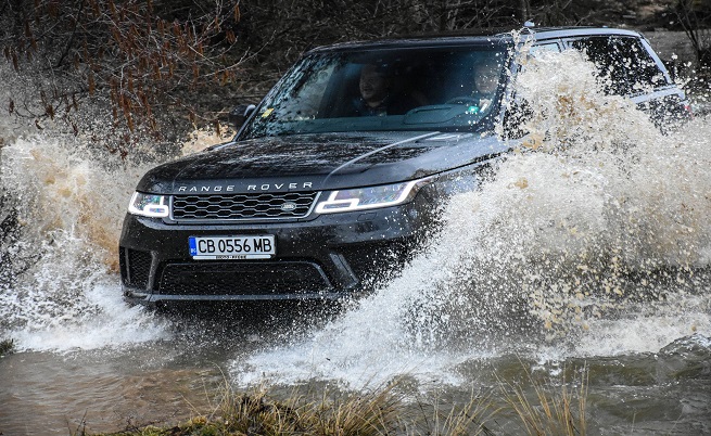 Range Rover Sport иска приза „Най-многофункционален всъдеход” (тест драйв)