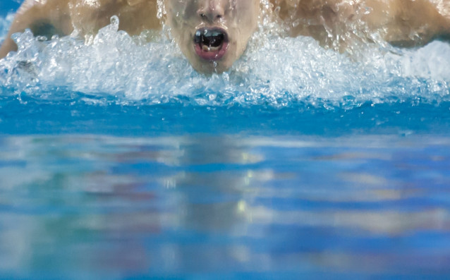 Общо 16 плувци ще представят България на силните турнири „Мултинешънс“,