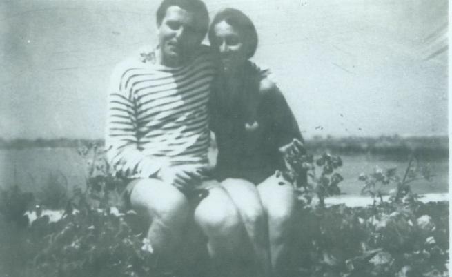  Снимка, изпратена от Юлия Кръстева и непокътната в досието й в Държавна сигурност 