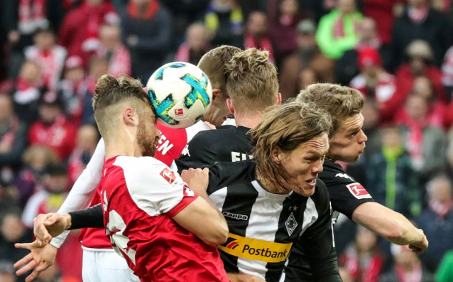 Майнц 05 и гостуващият Борусия Мьонхенгладбах завършиха 0 0 в