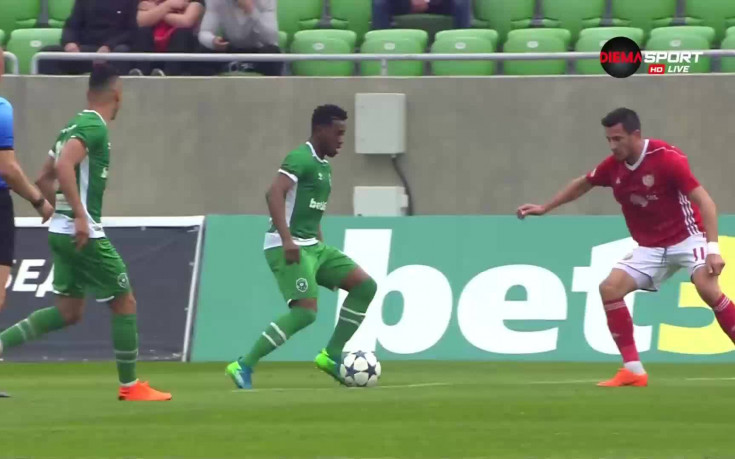 Лудогорец тресна греда още в 11-ата минута