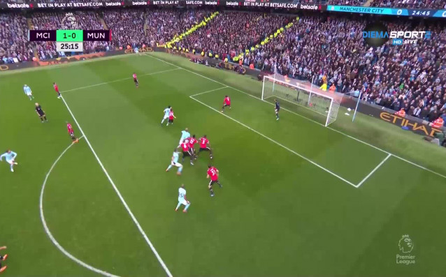 Манчестър Сити поведе с 1 0 в дербито срещу Манчестър Юнайтед