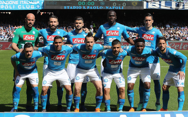 Наполи възкръсна и запази своите шампионски амбиции след късна драма