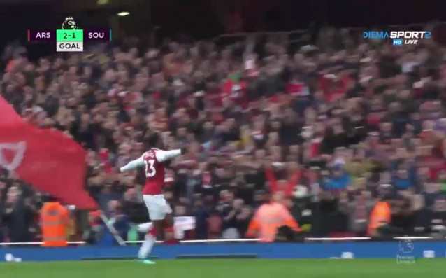 Арсенал надделя трудно над Саутхемптън с 3 2 Головете за