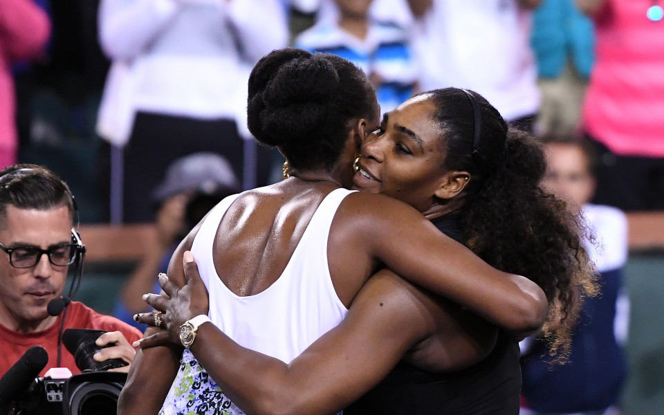 САЩ без сестрите Уилямс за полуфинала срещу Франция
