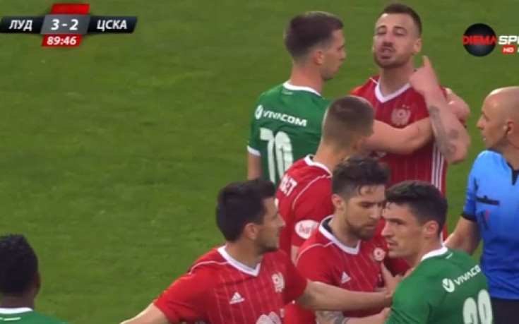 Феновете на Лудогорец поискаха наказание за Бодуров за жест като на Каранга