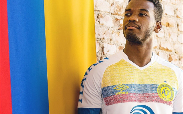 Бразилският клуб Шапекоензе направи изключително трогателен жест и изобрази колумбийското