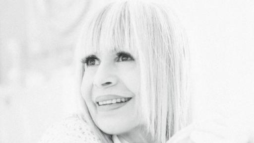  Лили Иванова 