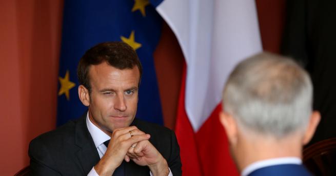 Френският президент Еманюел Макрон владее добре английски въпреки че при
