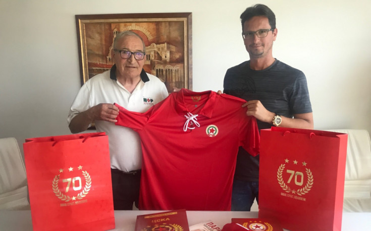 Димитър Пенев изненада фен на ЦСКА