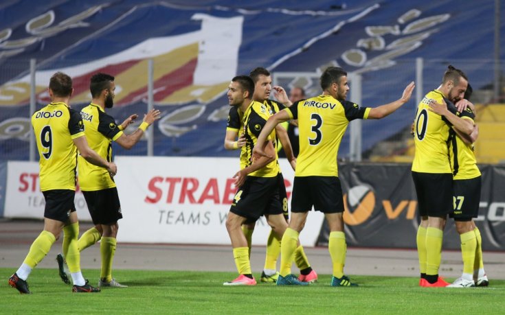 Ботев започна подготовка  за мача с Левски