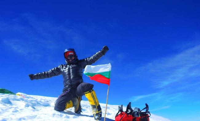 <p>Българите, останали завинаги в ледената прегръдка на Еверест</p>