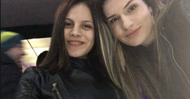 Две българки които учат в Rolling Meadows High School изчезнаха