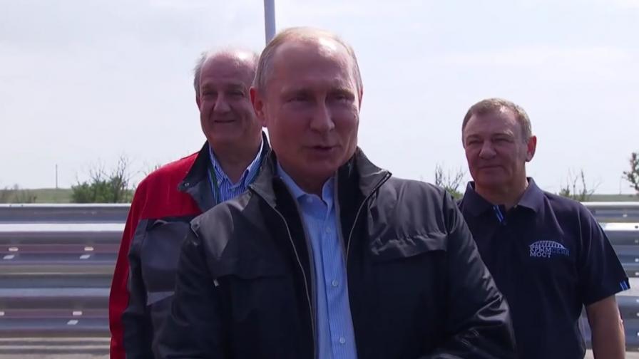 Как Путин ядоса Запада, като подкара "Камаз"