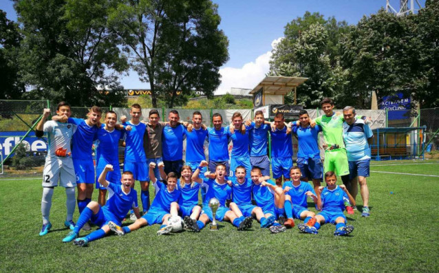 Младите таланти на Лeвски U15 триумфира като шампион след убедителен