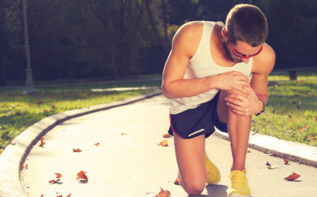 Артрозата засяга почти всички стави най често колянната бедрената и раменната