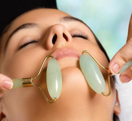 Това е любимият уред на козметичните специалисти – масажор с