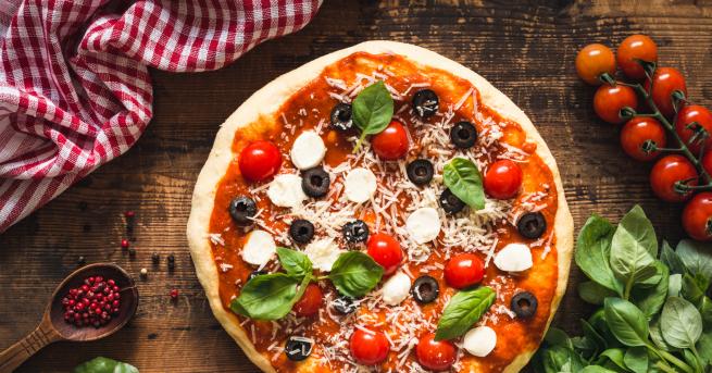 Италиански учени и готвачи са създали пица която може да предотврати развитието на рак и сърдечносъдови заболявания Пицата