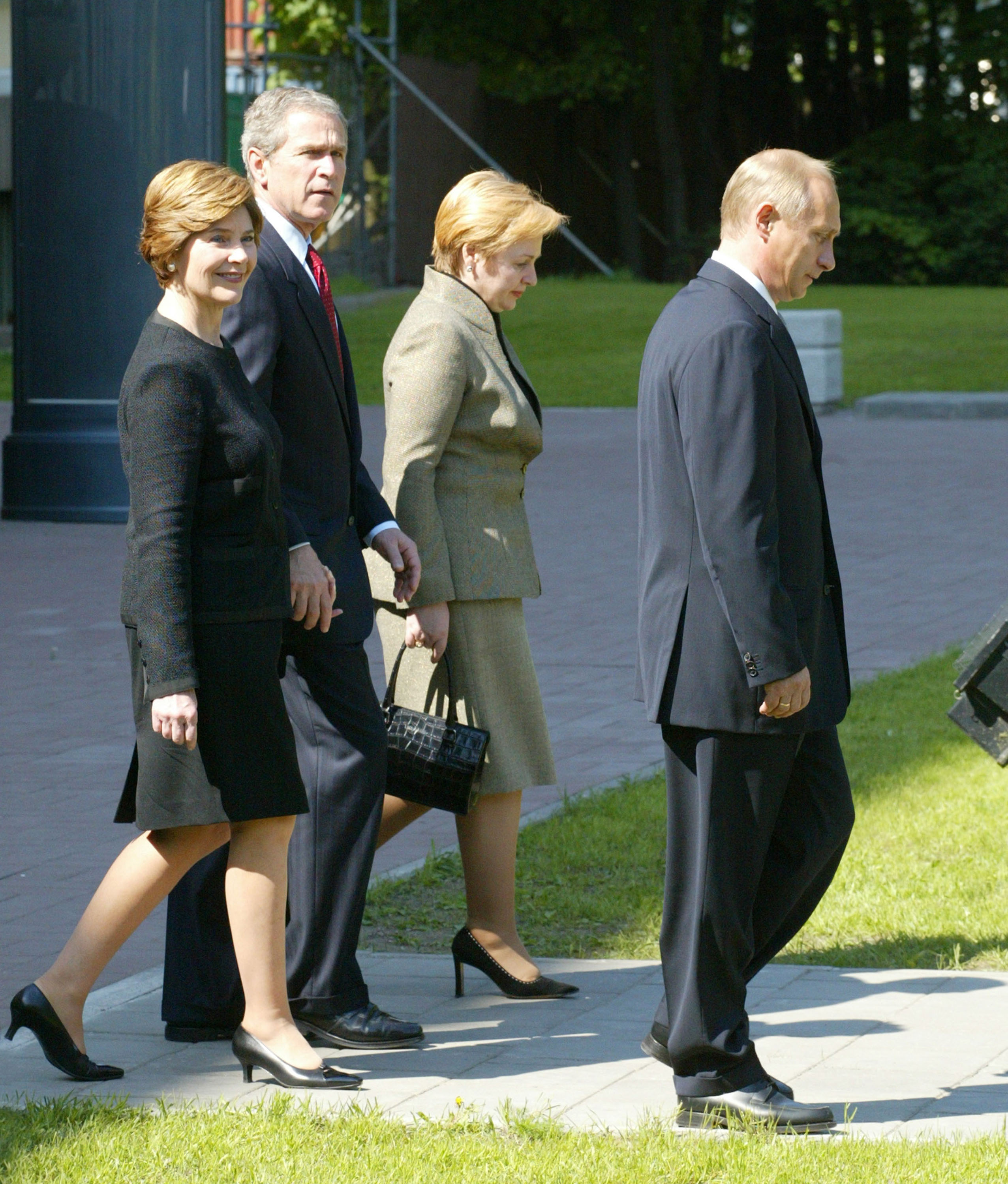 Бракът на Владимир и Людмила Путини продължи близо 30 години. Той е сключен на 28 юли 1983 г.
