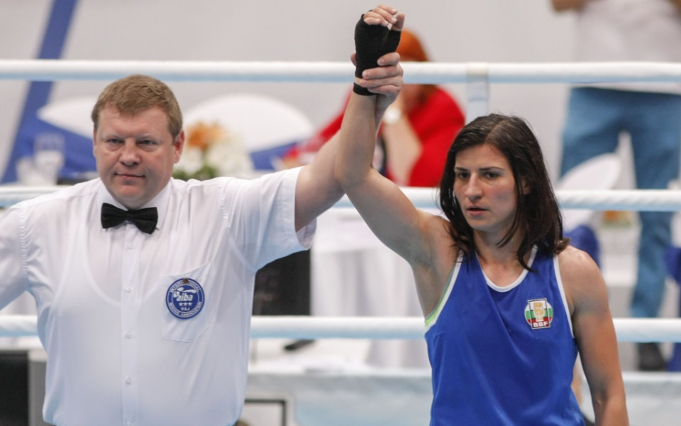 Три златни и сребърен медал за боксьорките ни на европейското