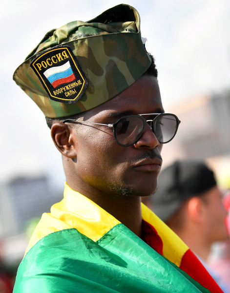 Феновете на Полша и Сенегал в очакване на сблъска от1