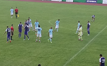 Дунав и Етър завършиха 1:1 в контрола