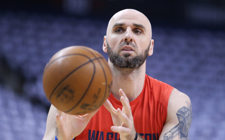 Вашингтон прати Гортат в ЛА Клипърс