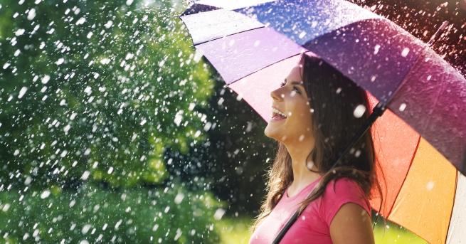 Нашето сиво лято вече е тук но истината е че