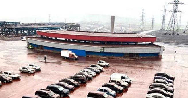 Необичаен червен дъжд падна в руския промишлен град Норилск Сибир