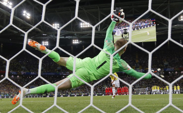 Пикфорд използвал номер с бутилка, за да отгатне посоката при дузпите