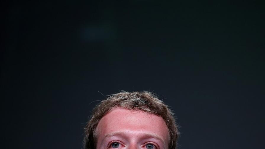 Параноя сред служителите на Facebook след нов скандал