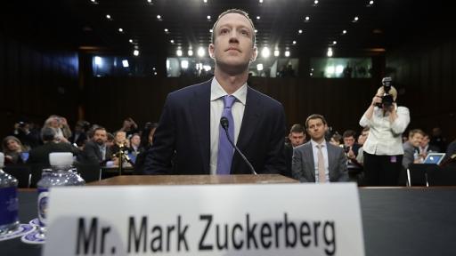  Марк Зукърбърг 