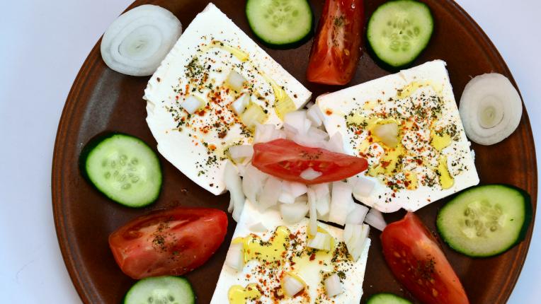  Как да разпознаем същинското сирене 