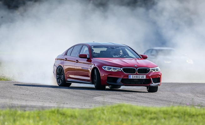 ГоляМ(5) кеф. Тестваме BMW M5, М4 и М2 на „Серес” (тест драйв)