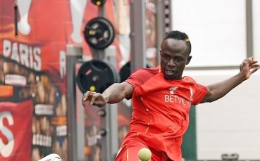 Садио Мане на път да се врече сериозно на Ливърпул