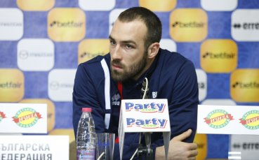 Левски Лукойл запазва още един опитен гард