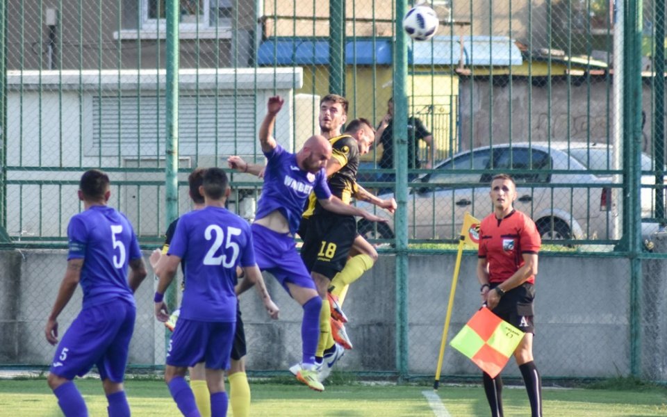 Отборите на Ботев Пд и Етър се изправят в последен