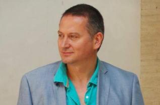  Георги Господинов 