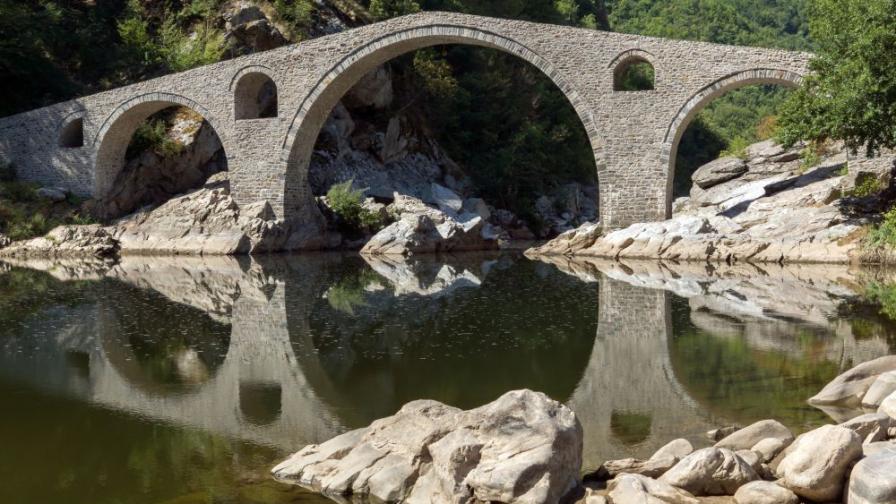 Дяволският мост над река Арда: История, легенди и факти