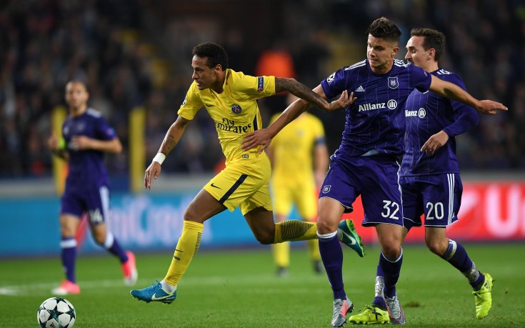 Уулвс не спира с тежките харчове преди старта на ВЛ