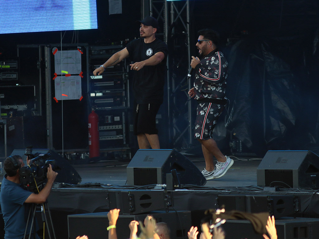 REWIRE & VARSKI на сцената на MTV Varna Beach