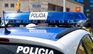 В Испания: Кола удари пешеходци, мъж атакува полицаи
