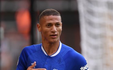 Нападателят на Евертън Ричарлисън заяви че е щастлив в Евертън