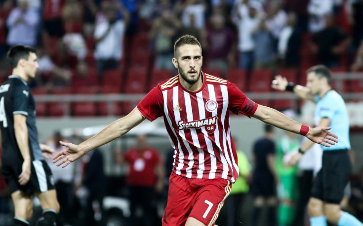 Гръцкият тайфун Олимпиакос взе добър аванс срещу Бърнли