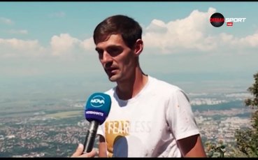 Футболистът на Царско село Емануил Манев спечели вота на читателите
