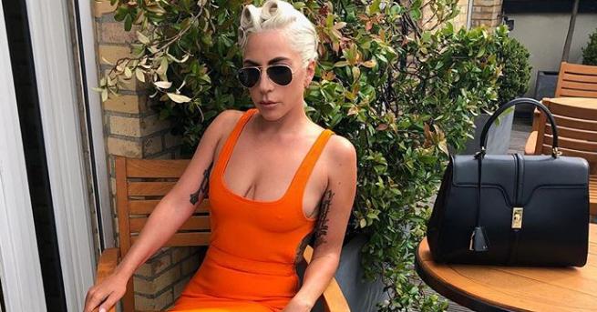 Лейди Гага предизвика истински фурор във Венеция Тя пристигна в