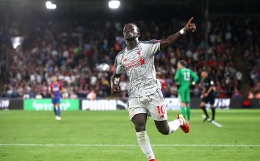 Садио Мане показа голямо сърце в джамия в Ливърпул